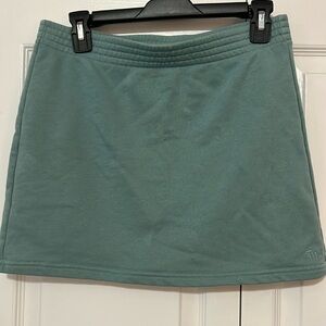 Aritzia TNA Airy AF Fleece Teal Skirt Size M